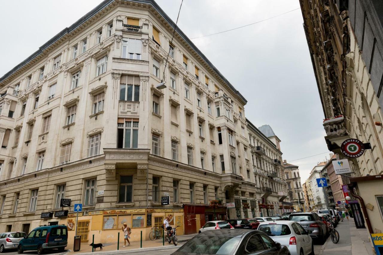 Roland Apartments Budapest Exteriör bild